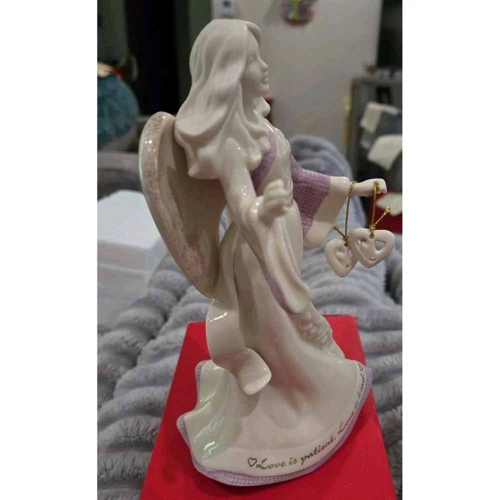LENOX GIFTS OF GRACE LOVE IS PATIENT, LOVE IS KIND ANGEL FIGURINE NIB 8